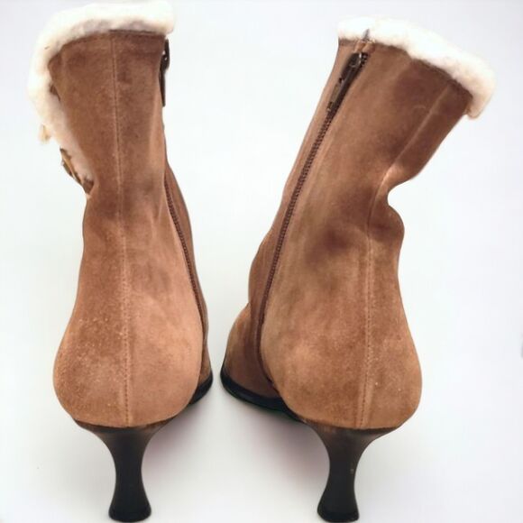 Stuart Weitzman Y2K GIngerbread Girl Style Suede Fur-lined Pointed Toe Boots - Picture 6 of 9